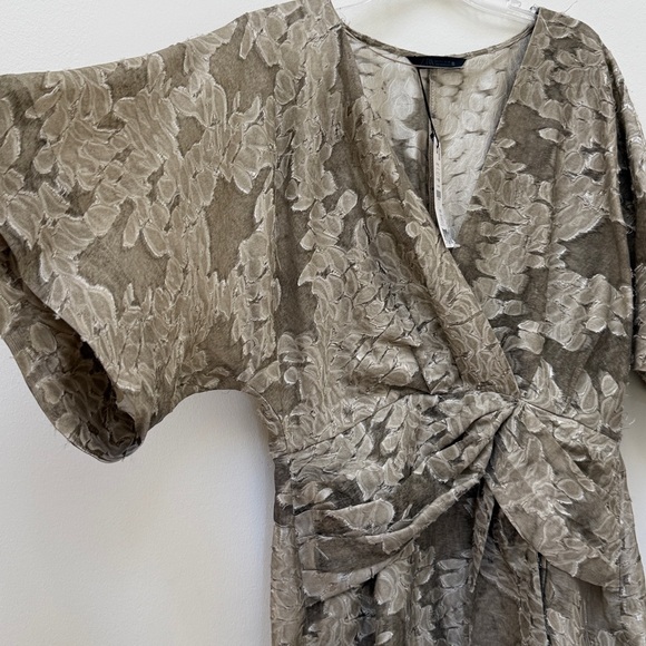 Zara NWT Floral Jacquard Textured Midi Dress - Picture 6 of 11